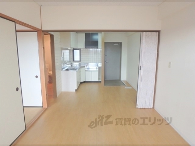 居室・リビング　リビング