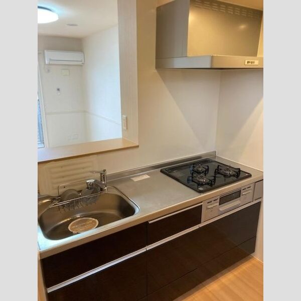 キッチン　システムキッチン　ガスコンロ付き