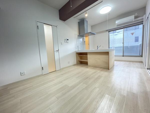 居室・リビング　小型犬・猫２匹までペット飼育可！