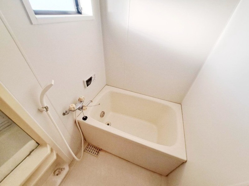 バス・シャワールーム　図面と現状に相違がある場合には現状を優先