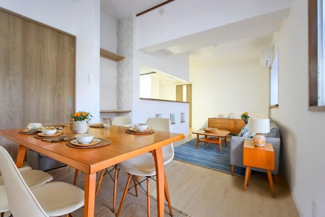 居室・リビング　ＣＧで家具等を配置したもので家具等は含まれません。