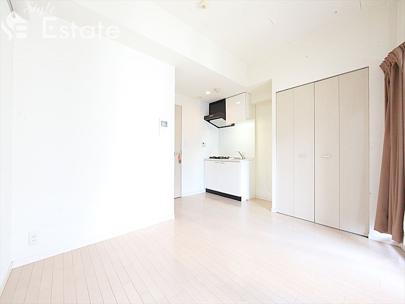 居室・リビング　内装