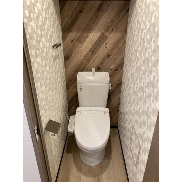 トイレ　別室の参考写真です。※現況優先