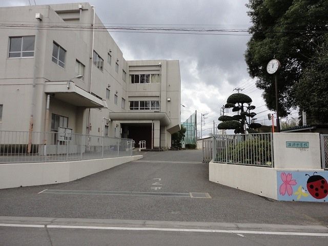 中学校　市原市立湿津中学校（中学校）まで100m