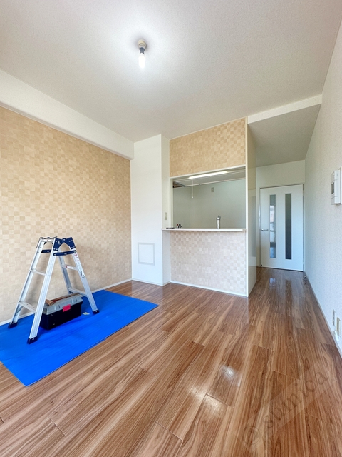 居室・リビング　広々ダイニングスペース８．５帖・ゆとりある広さ♪♪