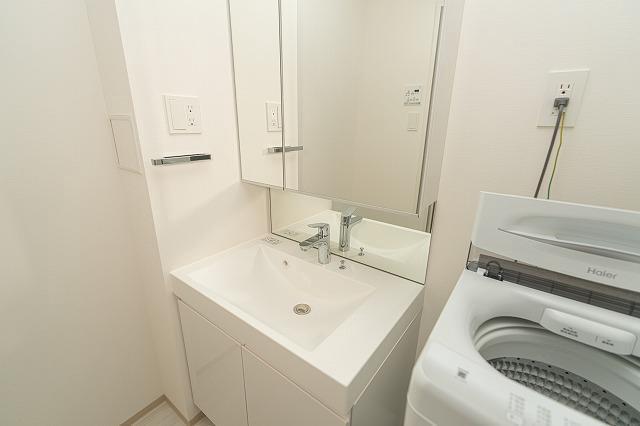 洗面設備　洗面所