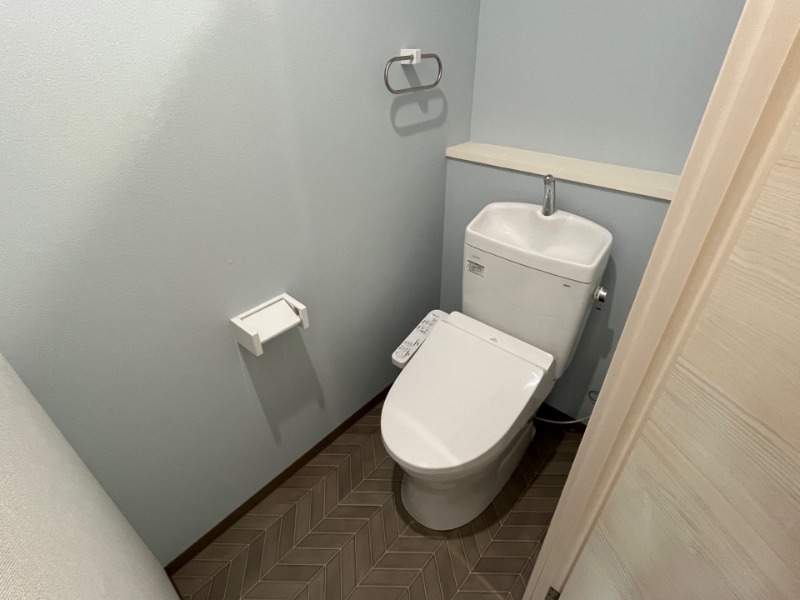 トイレ　同物件別部屋イメージ