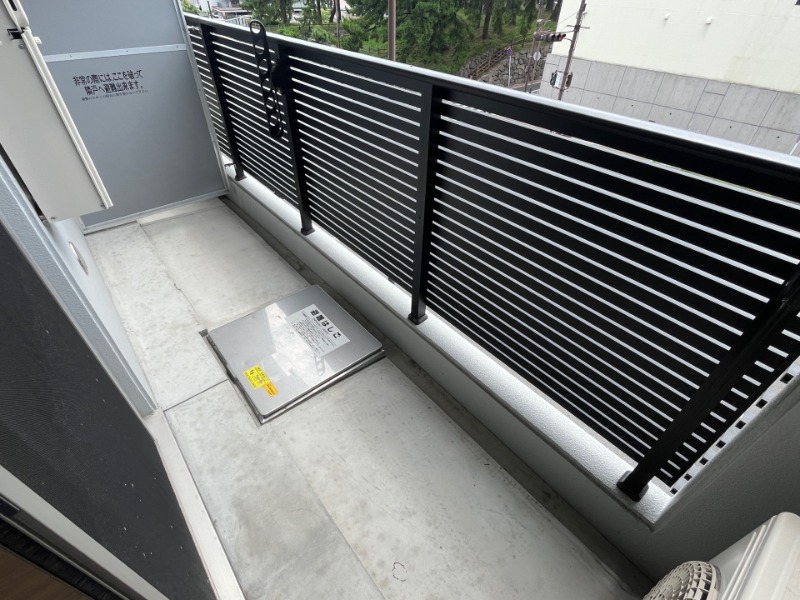 バルコニー　同物件別部屋イメージ