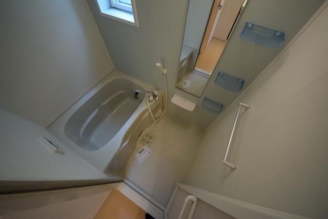 バス・シャワールーム　追い焚き付きバス