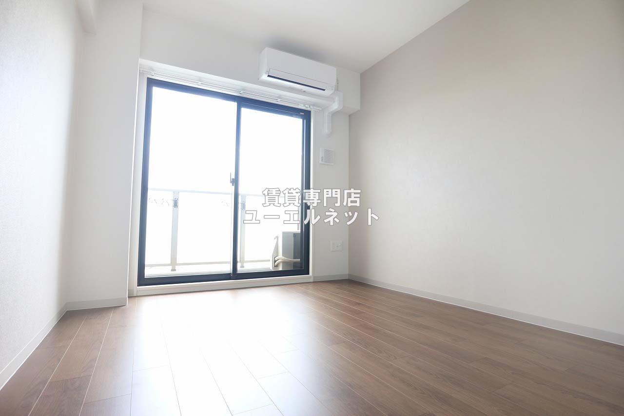 居室・リビング　ゆったりとくつろげる、落ち着きのある居室空間です