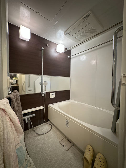 バス・シャワールーム　※入居時に家具家電等は付いていません。