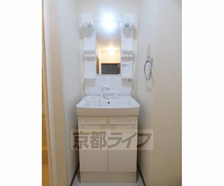 洗面設備　清潔感があります