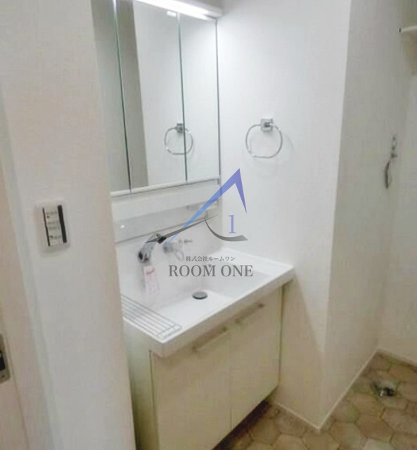 洗面設備　洗面台です。