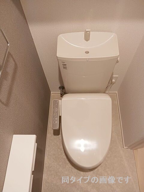 トイレ　★収納付きトイレ★