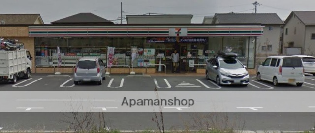 コンビニ　セブンイレブン（コンビニ）まで765m