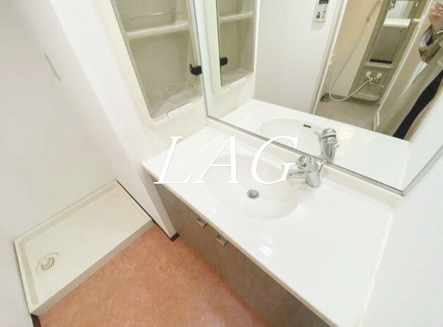 洗面設備　洗面台です。