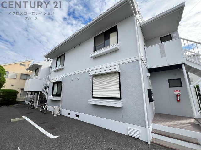 建物外観　敷地内に駐車場あります！