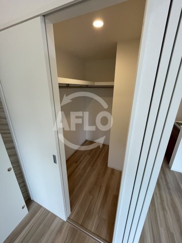 収納　セレニテ阿波座ミラク　収納