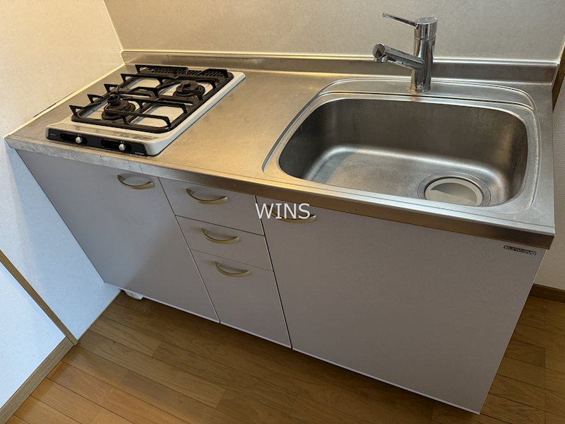 キッチン　別部屋参考写真です