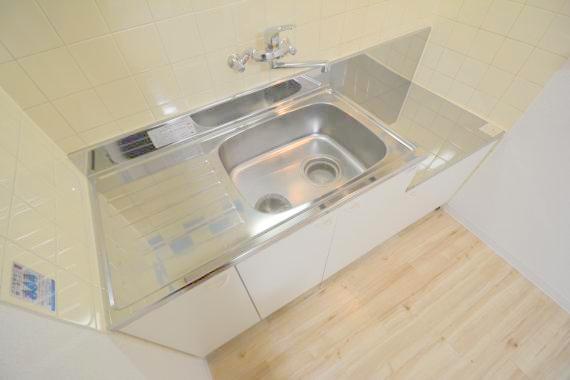 キッチン　あなたの好みに合わせたコンロを置いてくださいね。