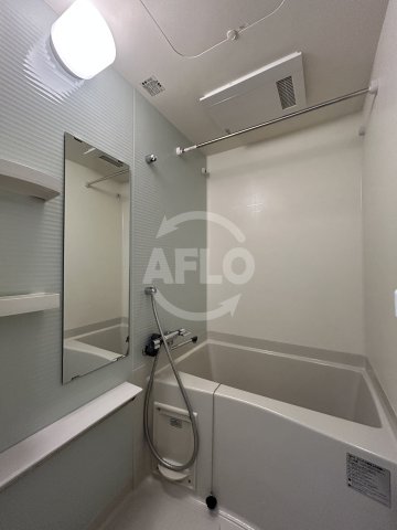 バス・シャワールーム　レジュールアッシュ塚本レジデンス　浴室