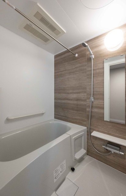 バス・シャワールーム　別部屋参考写真