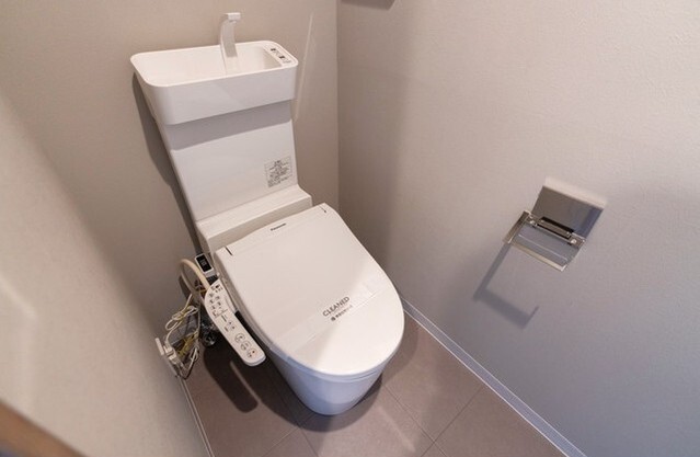 トイレ　別部屋参考写真