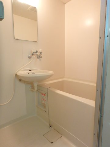 バス・シャワールーム　＊別室参考