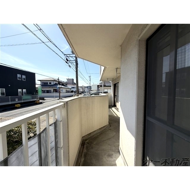 バルコニー　バルコニー