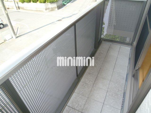 バルコニー　日当たりの良いバルコニー