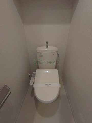 トイレ　※参考写真です。同じ間取りの別部屋になります。