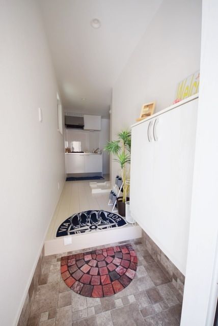 玄関　広々玄関