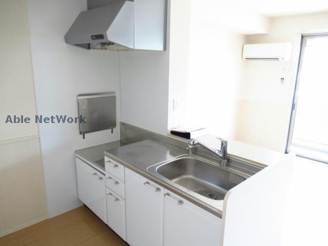 キッチン　※同物件、別部屋の写真です