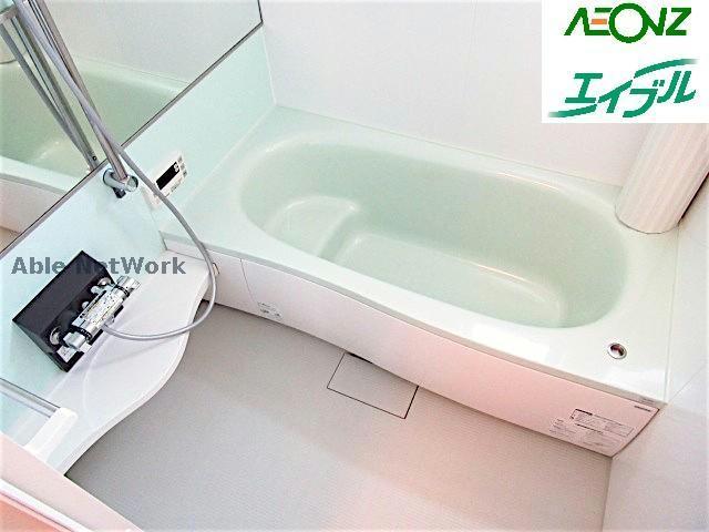 バス・シャワールーム　※同物件、別部屋の写真です