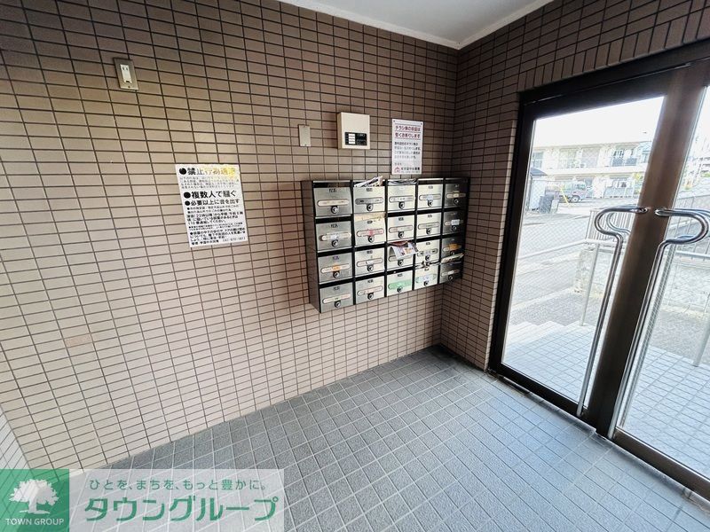 エントランス　★お部屋探しは株式会社タウンハウジング東京まで★