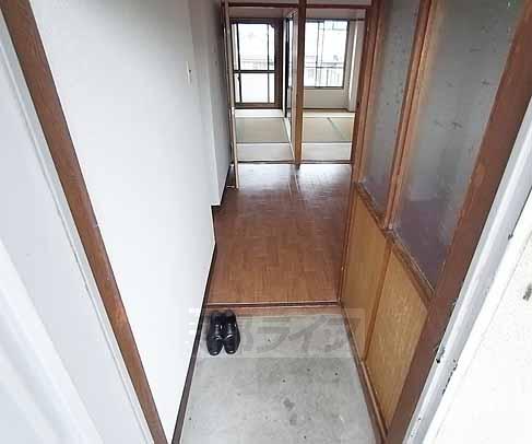 玄関　靴は並べましょう