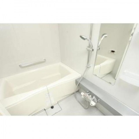 バス・シャワールーム　※別部屋参考写真