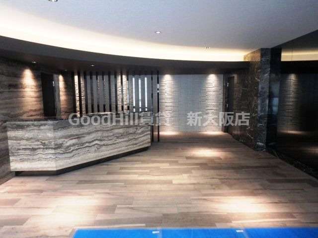 ロビー　S-RESIDENCE新大阪WEST