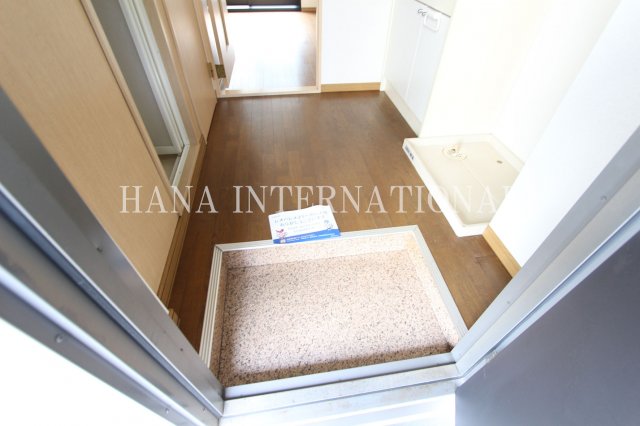 玄関　他部屋参照