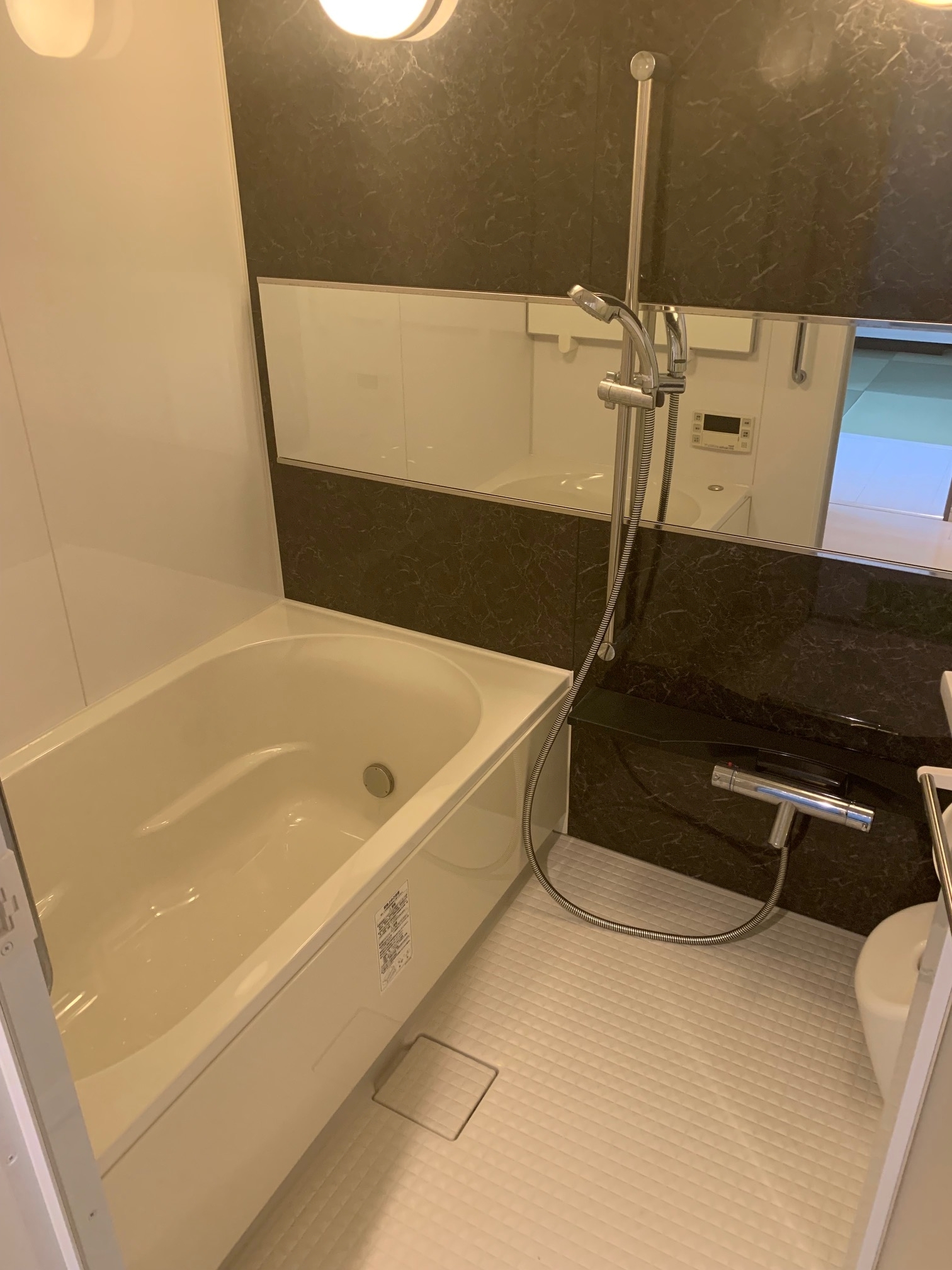 バス・シャワールーム