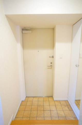 玄関　別号室