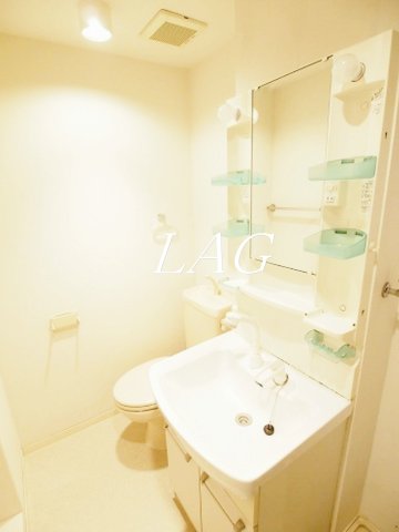 洗面設備　洗面台です。