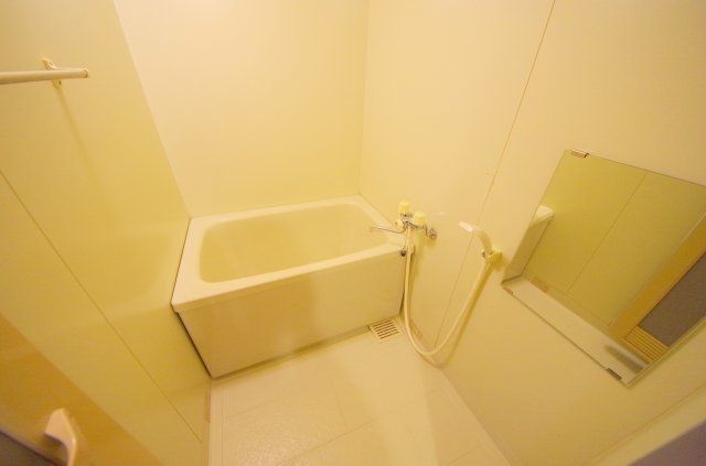 バス・シャワールーム　ベルダ高殿　当店なら仲介手数料無料でご紹介。