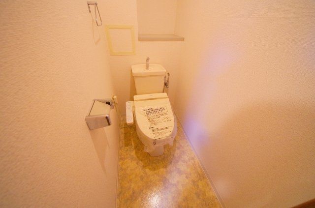 トイレ　ベルダ高殿　当店なら仲介手数料無料でご紹介。