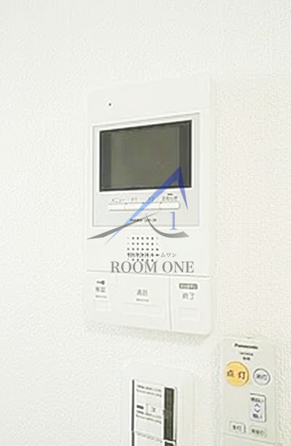 セキュリティ　モニター付きインターホンです。