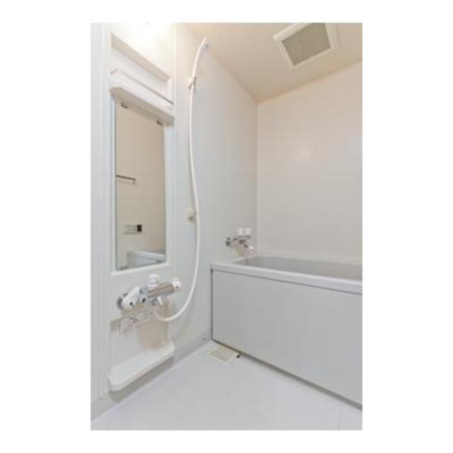 バス・シャワールーム　※写真は同タイプ住戸です。