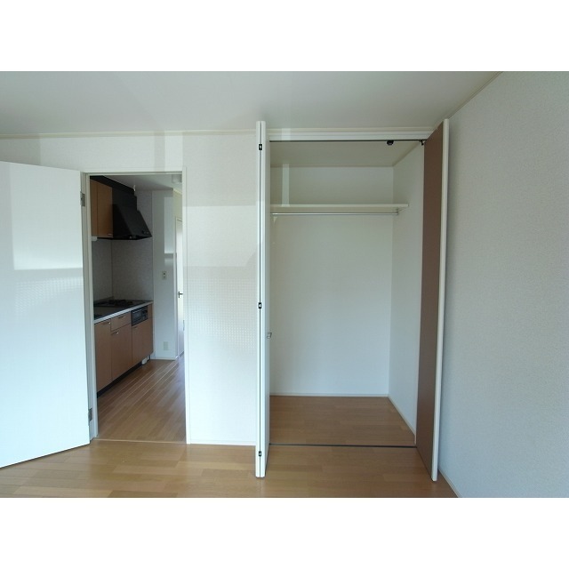 収納　奥行充分なクローゼットです