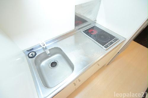 キッチン　実際のお部屋と異なる場合がございます