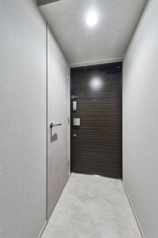 玄関　※参考写真