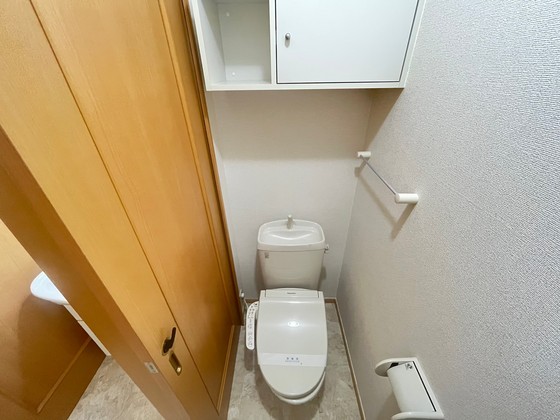 トイレ　※別部屋の写真です